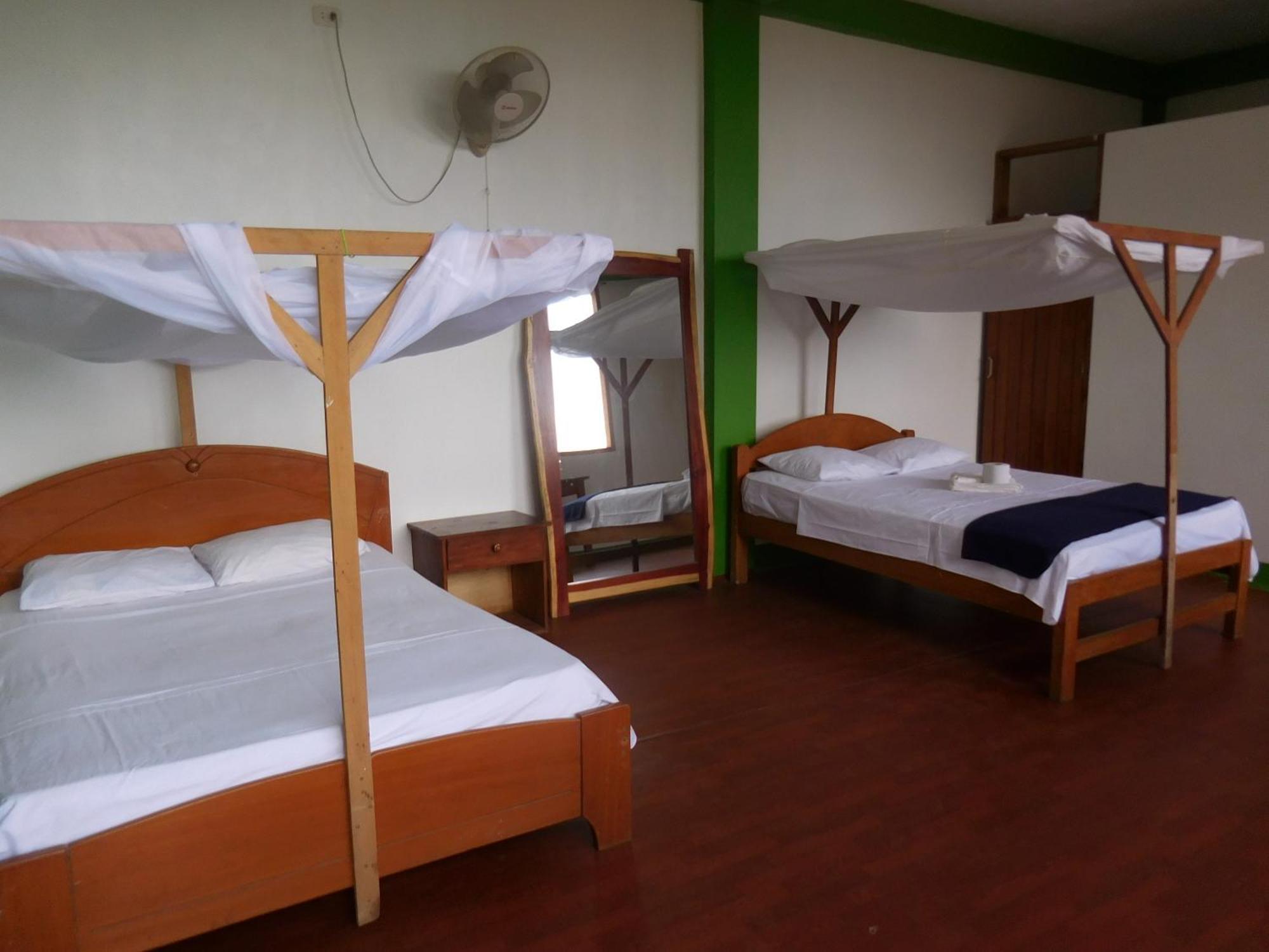 Tambopata Hostel Puerto Maldonado Kültér fotó