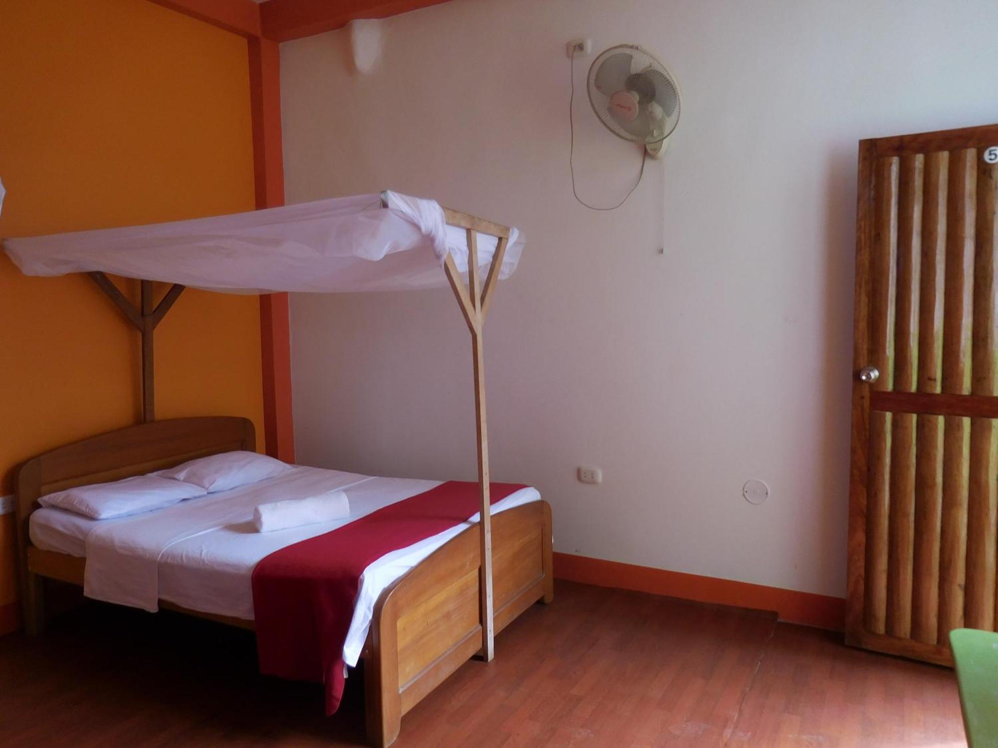 Tambopata Hostel Puerto Maldonado Kültér fotó