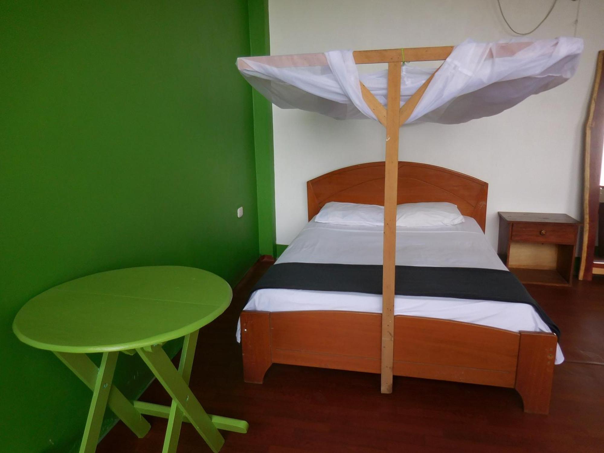 Tambopata Hostel Puerto Maldonado Kültér fotó