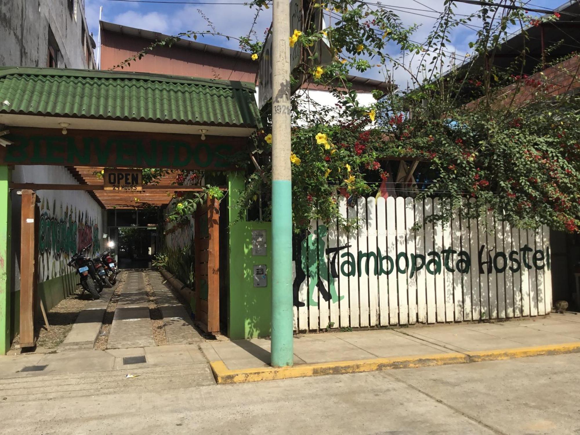 Tambopata Hostel Puerto Maldonado Kültér fotó